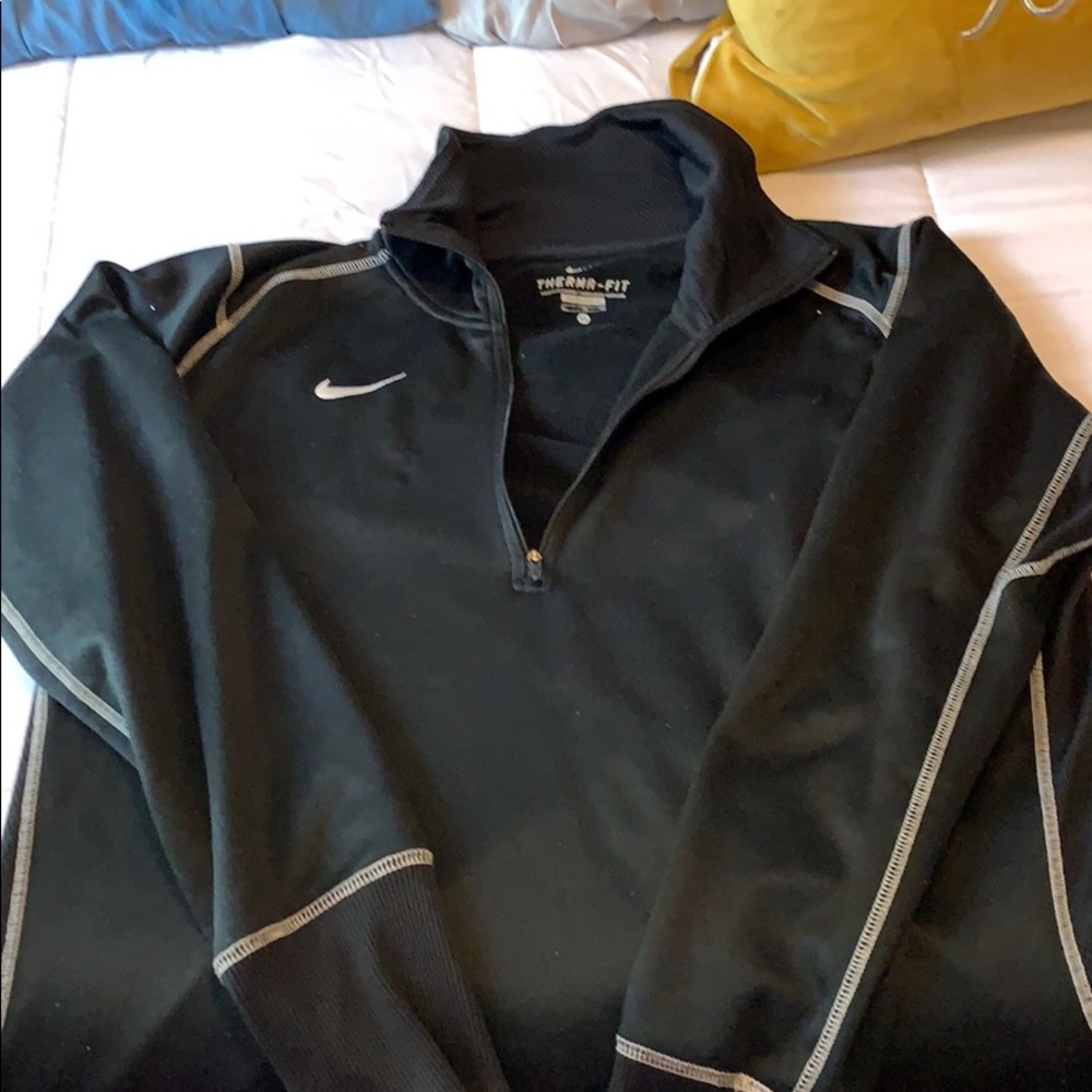 Nike pullover